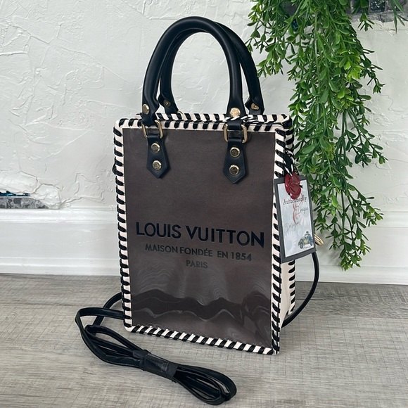 Handbags - ReCycled LV Louis Vuitton logo brown paper shopping bag cream crossbody purse